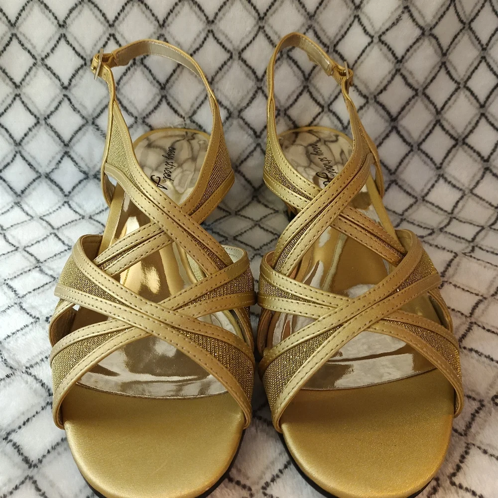 New!! EASY STREET Size 10 gold low heels Dance Flex - Picture 2 of 9